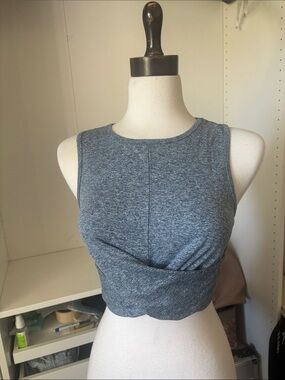 Zobha Heathered Gray Sleeveless Cropped Tank
